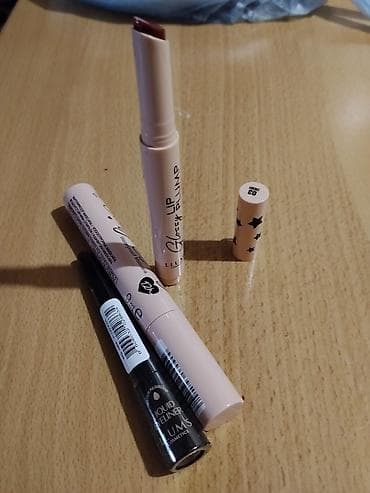 sorc m: Novo! Maskara, eye liner i karmin. Llums. Sve za ovu cenu — 2