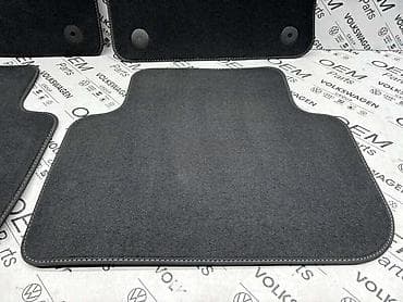 oprema za zip line: PATOSNICE ORIGINAL ZA AUDI Q3 | Nove original patosnice za Audi Q3 — 5