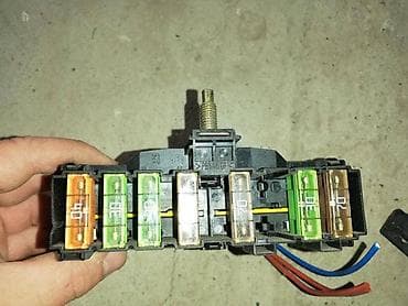 TABLA SA OSIGURACIMA ISPOD BMS ZA PEUGEOT 307 OD 2000. DO 2005. GOD