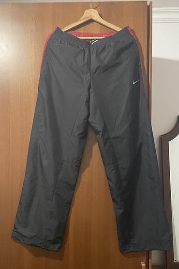 duks s: Pantalone, Nike, bоја - Crna — 1