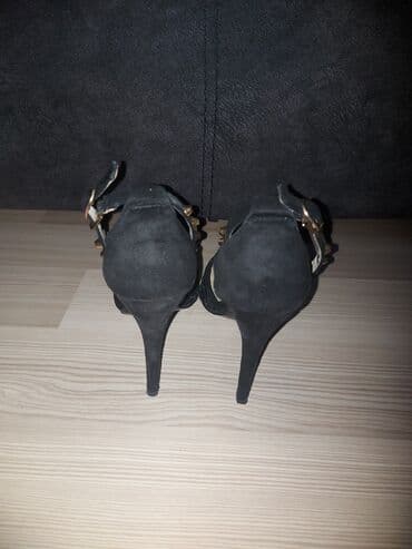 new yorker kaisevi: Sandals, 38 — 3
