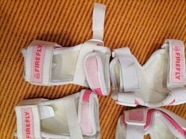 dva i po muškarca sa prevodom: Protective gear, For kids, Used — 1