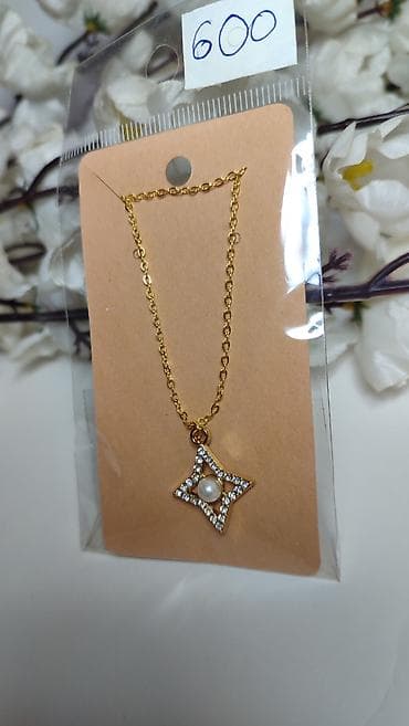 sat fossil cena: Zlatno ogrlica sa priveskom – zvezdica sa biserom - Lančić u zlatnoj — 3