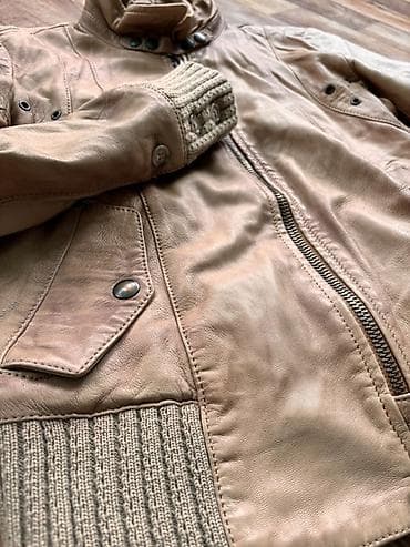 roxy jakne: Jakna od prave koze,veličina S (italijanska 42), proizvedena u — 2