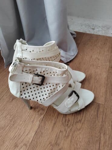 tommy hilfiger sandale platforma: Sandale, 40 — 1