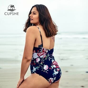 zenski kupaci kostimi push up: Cupshe vel 50-52
push up korpe D
3800 — 2