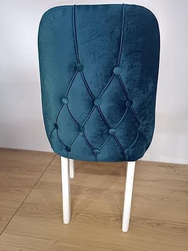 stilski stolovi za trpezariju: Tapacirana stolica sa dugmićima (chesterfield stil) - Presvlaka: meki — 5