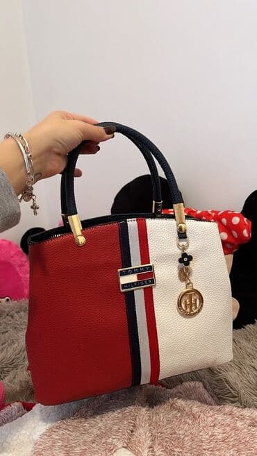 tommy hilfiger dzemperi: Elegant purse, Anekke, Material: Patent leather — 1