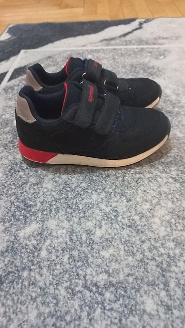 Sprandi patike broj 30 kupljene u CCC, obuvene 3 -4 puta, u perfektnom