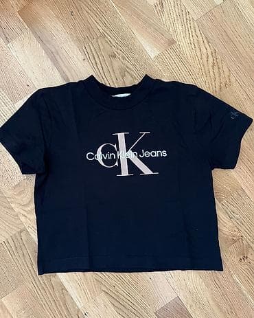 Calvin Klein crop top