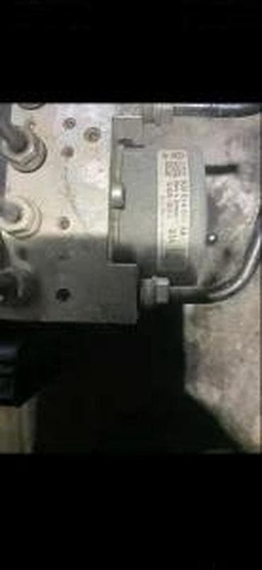 ugradni usb punjac: AUDI A3 8V 8 ABS CENTRALA 3Q0614517AA | Audi vagen delovi ALTINA — 1