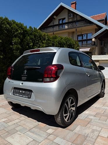 auto sijalice nis: Godiste: 2015 Cena: 4800€ Kilometraza: 121,000km Automobil je u — 10