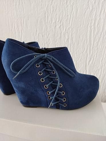 mckinley winter boots: Nosene veoma malo, dobro ocuvane Materijal: Prevrnuta koza Visina — 1