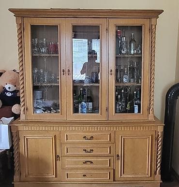 stil nameštaj vršac: Stilska vitrina širina 160, visina 188, dubina 50, cena 200eur — 2