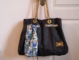 Neseseri: Elegantna torbica, Louis Vuitton, Materijal: Veštačka koža — 2