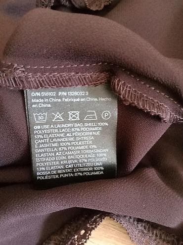 rukac: Elegantna midi haljina bez rukava u tamno braon boji. - Kroj — 9
