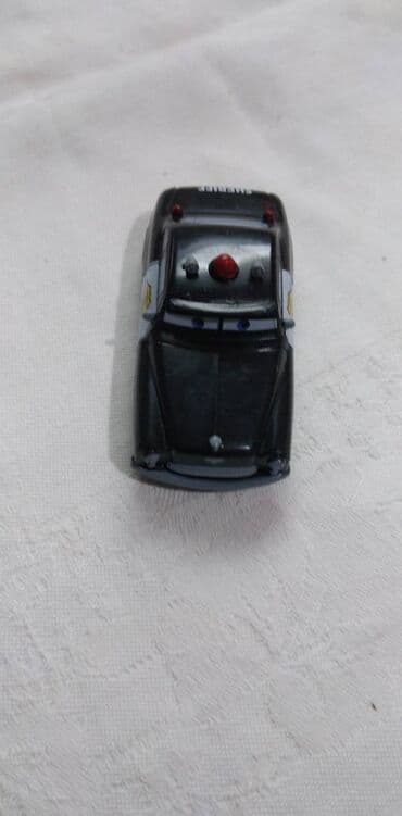 audi a3 1 8t at: Disney Pixar autic Sherif,oko 1:60(7,2 cm.)plasticni,ocuvan — 2