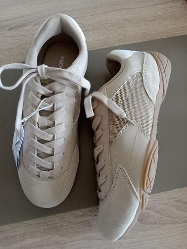 patike đordanke: Bershka patike – model sa mrežastim panelima. POLUKOŽNE PATIKE - — 1