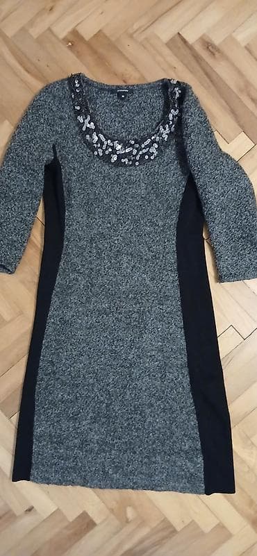 Haljina Comma, veličina 36. - Model: pripijena pletena haljina ravnog