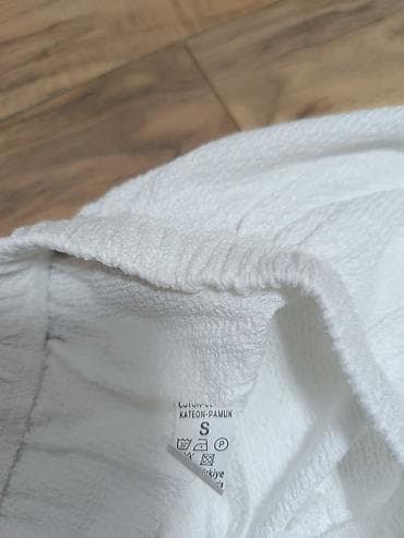 farmerke sa elastinom: Nove pantalone vel.S. odgovarju M i slabiji L. Tekstura: lagani — 3