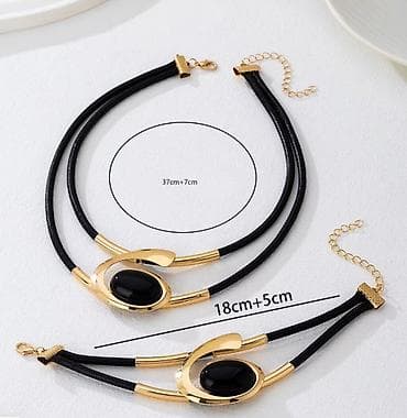 zlatne alke cene: Atraktivan set nakita Elegantni komplet ogrlice i narukvice sa — 3