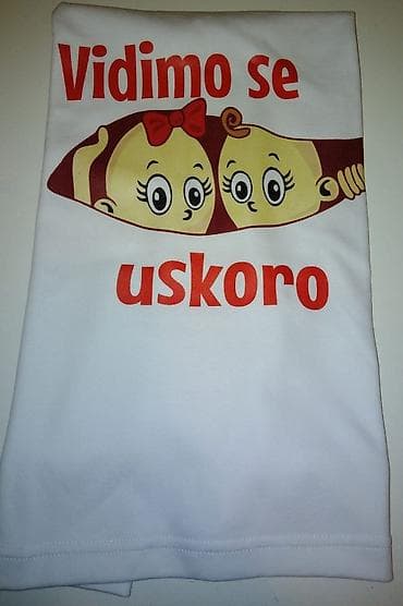 farmerice zenske novi pazar: Trudničke bele majice sa štampom – udobne i duhovite. Model kratki — 10