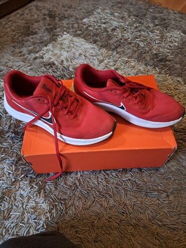 Nike patike vel 39 izuzetno ocuvane na lalafo.rs Nike patike vel 39 izuzetno ocuvane