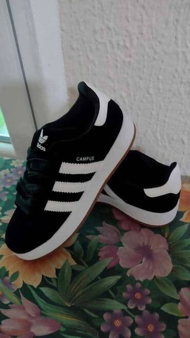 replay is more patike: Adidas, 41, color - Black — 1