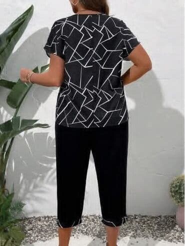 waikiki kombinezoni: Predivni kompleti Cena 2900din Vel 0XL,1XL,2XL,3XL,4XL Mere u slikama — 2
