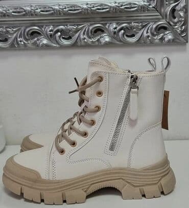 Ostalo: 36-41
3100🧚 — 1