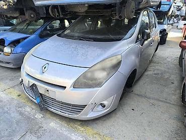 RENAULT SCENIC 2010. GOD. - KOMPLETAN AUTO U DELOVIMA | Renault