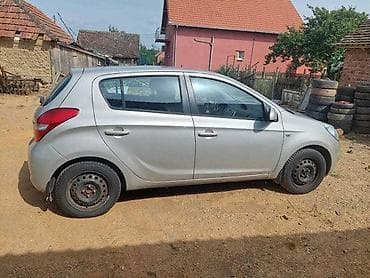 brodic za hranjenje ribe: | VRATA ZA HYUNDAI I20 | — 1