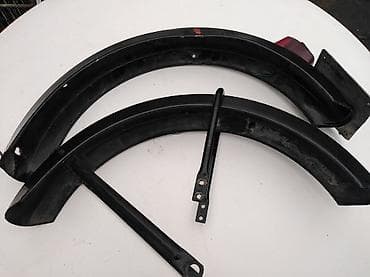 wintera gume m s: Predni zadnji blatobran kao na slici  ispravni 
1000 dinara  — 4