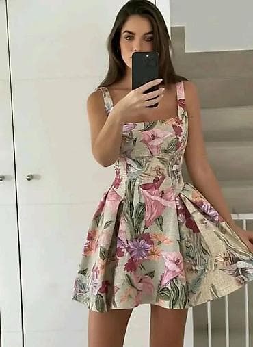 ugg baletanke: Ženska letnja haljina sa cvetnim printom - Kroj: fit-and-flare, struk — 4