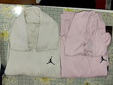 Beauty & Care: Duks sa kapuljačom – set od dva komada - Model: klasični hoodie sa — 1