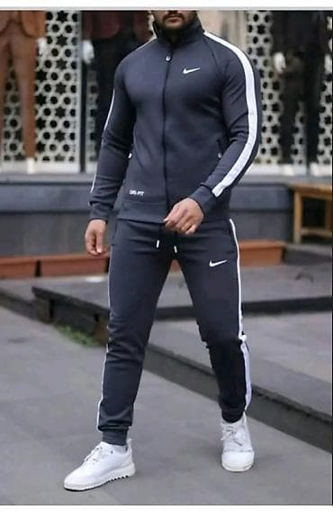 Kućna odeća: Mokra likra
m, l, xl, 2xl
3500 din — 2