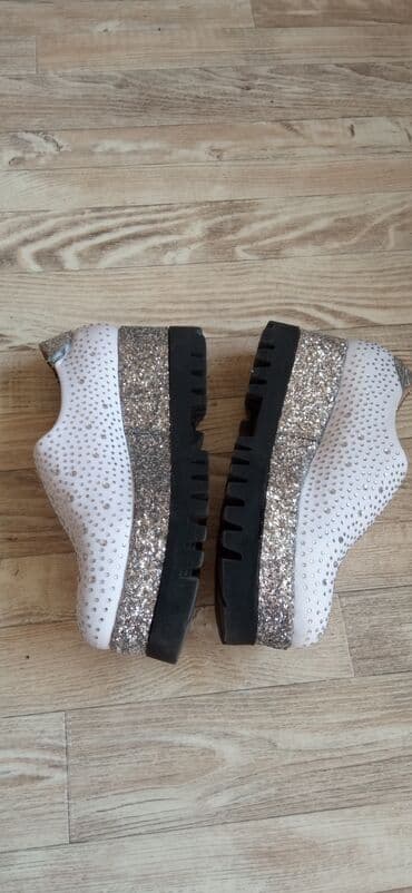 abs sapun i porodicna krema: Espadrile, 38 — 2