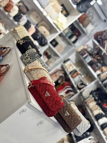 Travel suitcases and bags: Tasnice
pk — 1