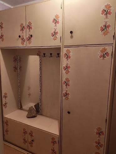 ormarici za lavabo: Predsoblje/ormar sa ogledalom i višedelnom kompozicijom - Materijal — 3