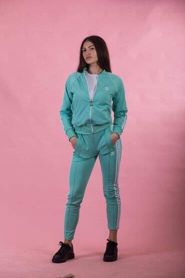 rang trenerka zenska: Zenske trenerke
S M L XL
3000 — 8