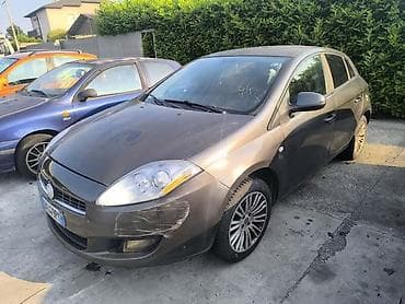 fiat s: FIAT BRAVO 2010. GOD. - KOMPLETAN AUTO U DELOVIMA | Fiat Bravo — 2