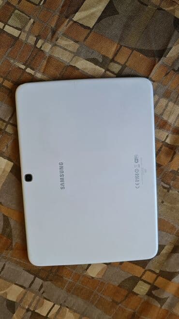 PDA i oprema: Tablet samsung kao nov veliki 10 inca,ispravan saljem slike koga — 2