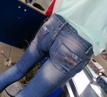 pantalone od vestacke koze: Farmerice Firmirane
Malo nošene
Super model
Vel S — 7