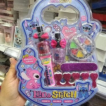 Dečiji setovi za ulepšavanje: Sminka Lillo &Stitch
Cena: 1800 din — 1