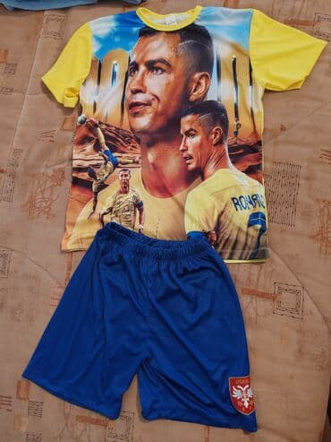 Tracksuit sets: Dres Ronaldo komplet. Dečiji fudbalski komplet, idealan za male — 1