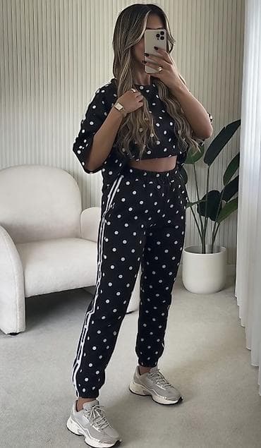 zenske helanke cena: 💫ženski komplet – majica i pantalone sa tufnama
✅3200 din — 2