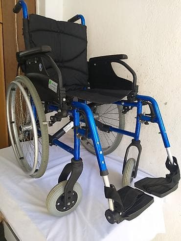 Nemacka aluminijumska invalidska kolica marke VERMAINEN, kupljena nova