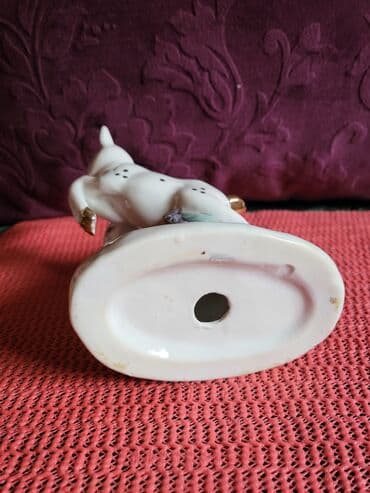 Figurice i makete: Figura nova porcelanska vintaz. Visina. 16cm — 8