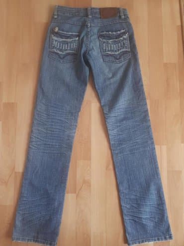 zenske mokasine broj 42: Prelepe farmerke 26 br. Kao na slici poluobim struka 35cm — 2