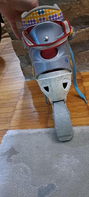 Prodajem dečije rolere u dobrom stanju. Roleri su podesive veličine — 5